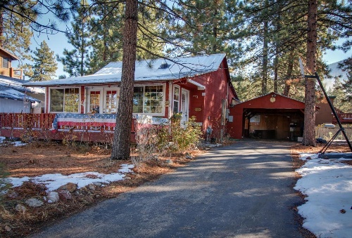 Country Cottage by the Lake image 4